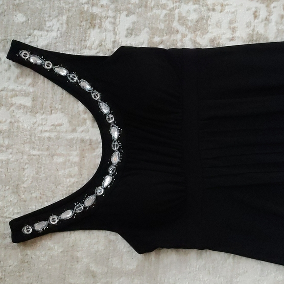 Signature by Sangria Embellished Pleated Empire Waist Dress 6 Black - Picture 13 of 16